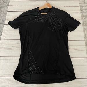 lululemon athletica Black Short Sleeve Tee